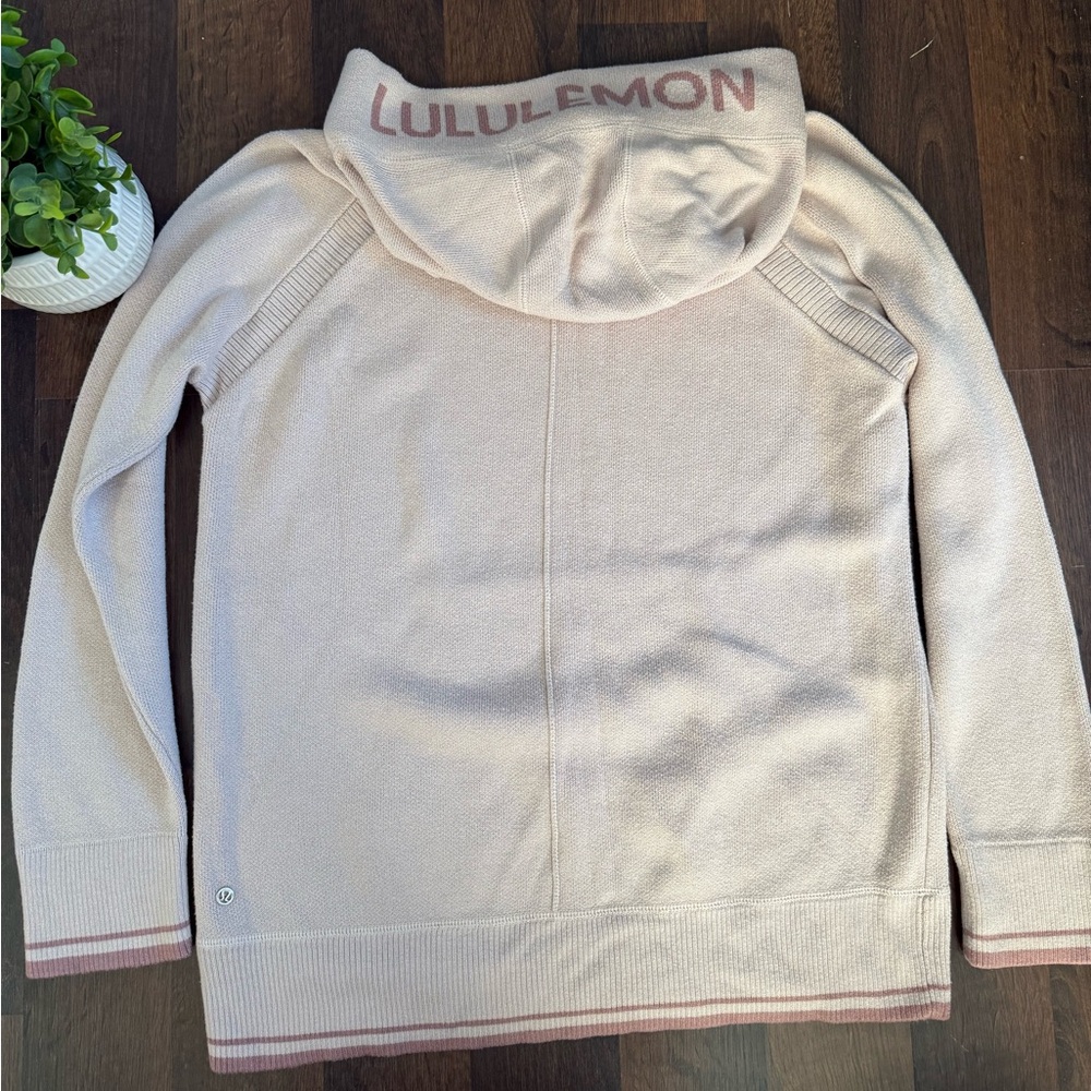 Lululemon Soothe Away Hoodie - Picture 7 of 14